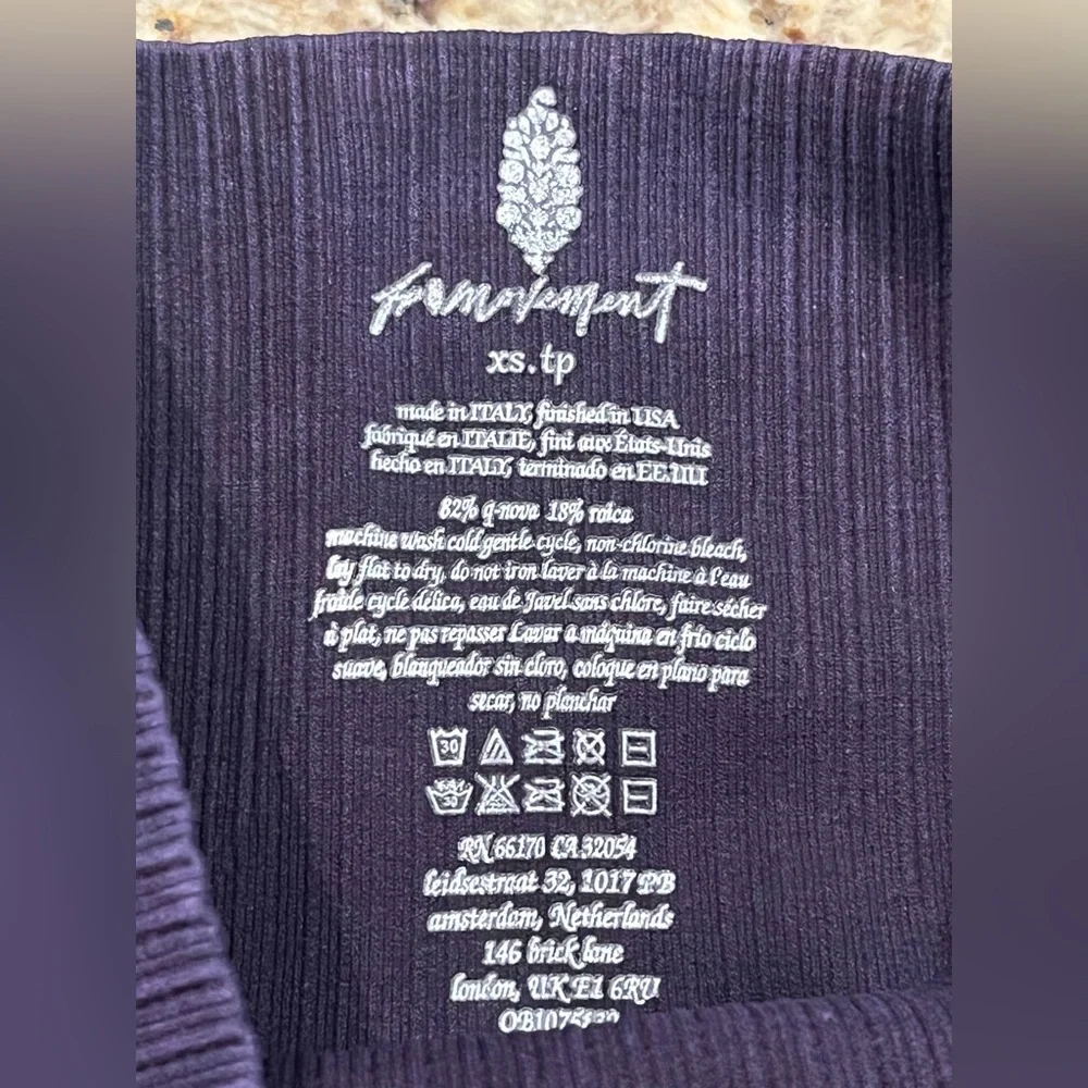 NWOT Free People Good Karma Legging